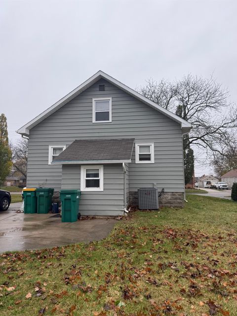 A home in Bay City