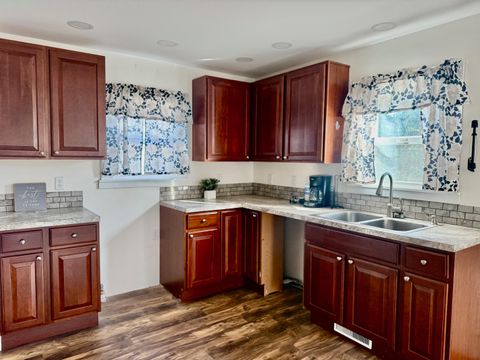 A home in Bay City