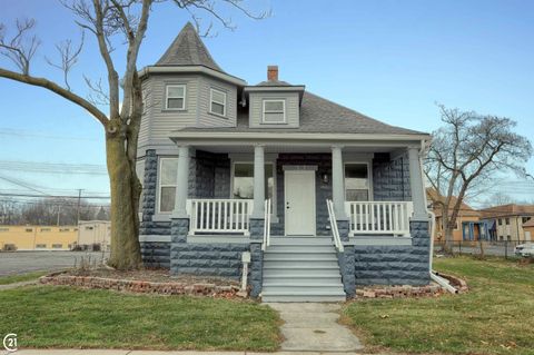 A home in Mount Clemens