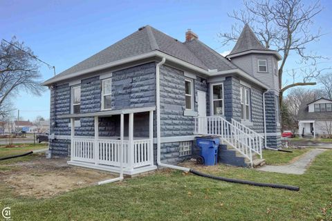 A home in Mount Clemens