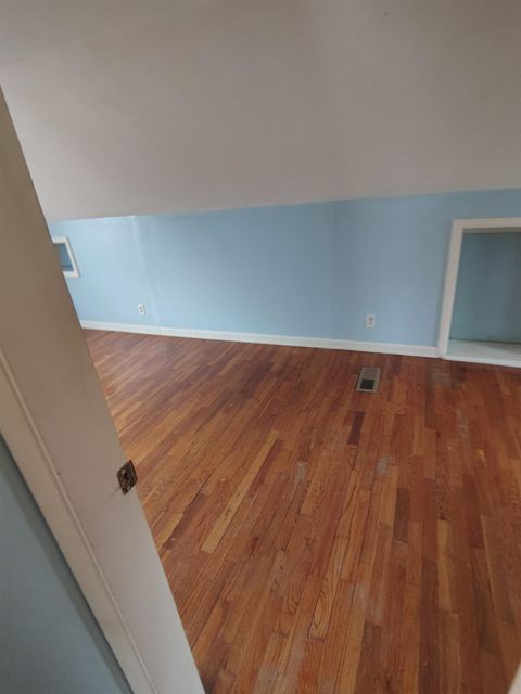 listing image 26