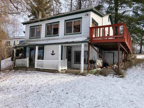 A home in Gladwin