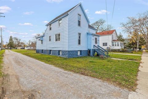 A home in Bay City