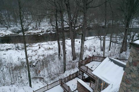 A home in Croswell