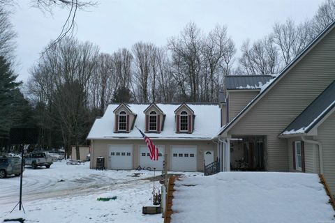 A home in Croswell