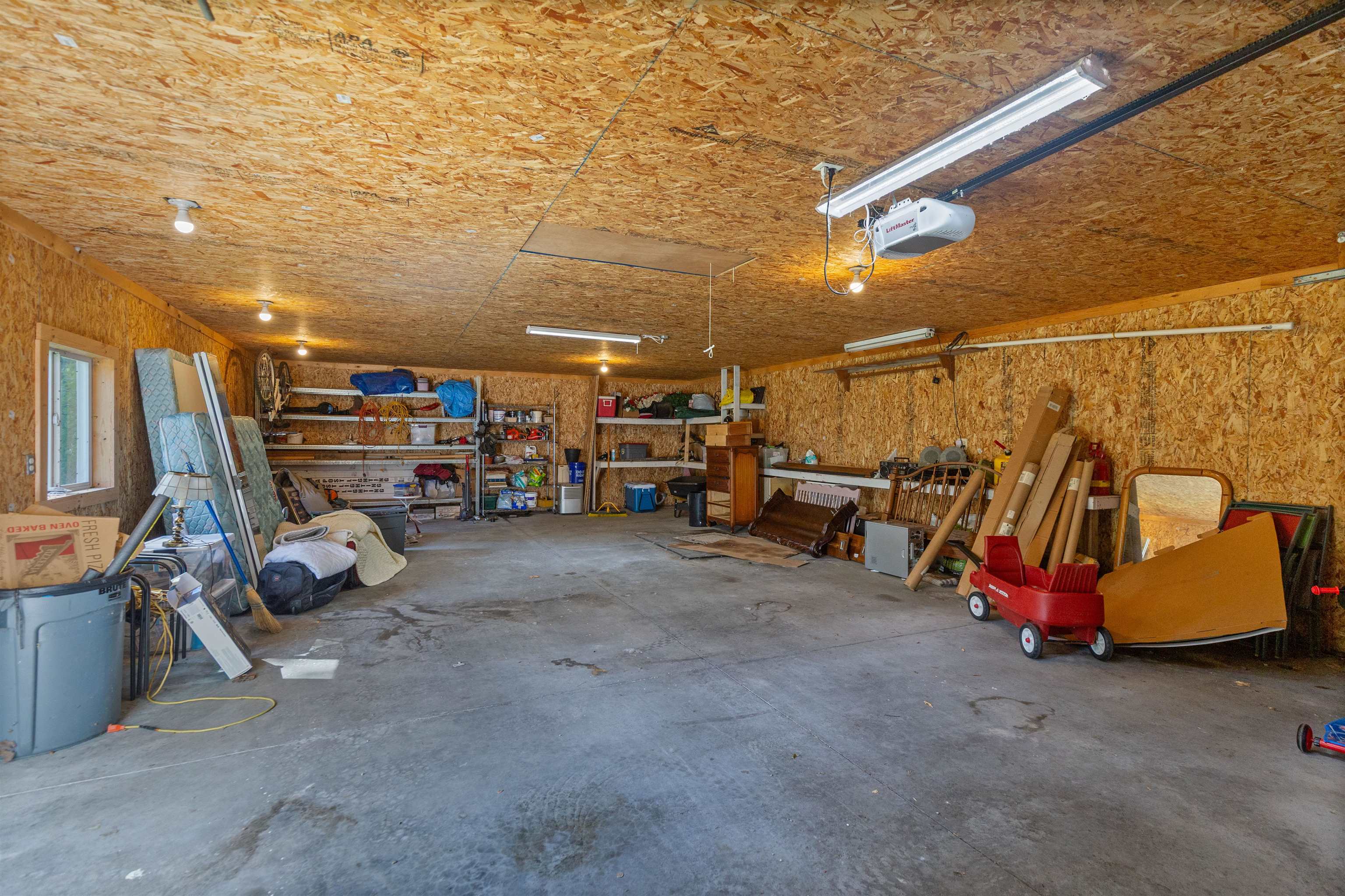 Clyde, Michigan 48049, United States, 4 Bedrooms Bedrooms, ,3 BathroomsBathrooms,Residential,Active,182427