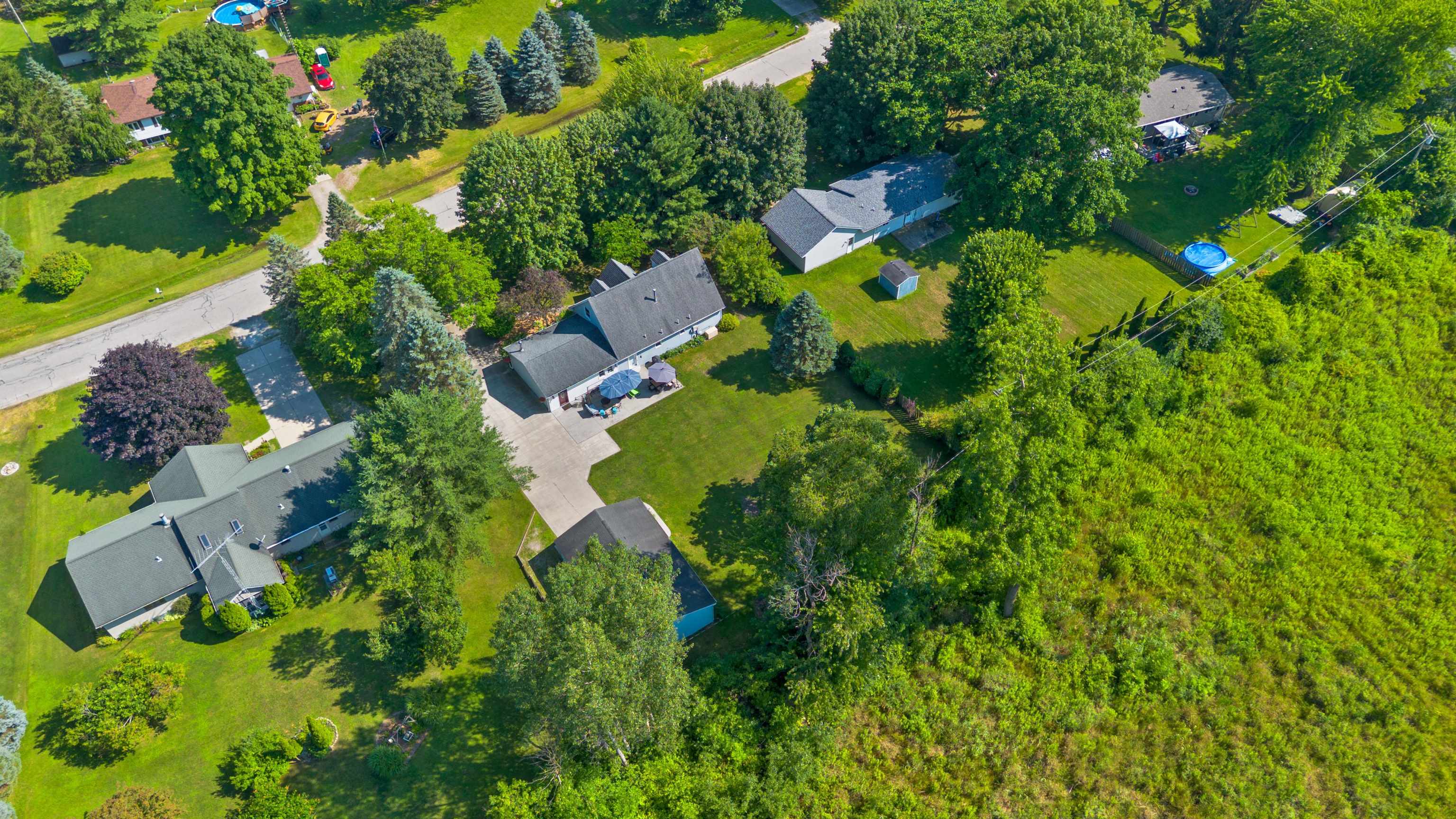 Clyde, Michigan 48049, United States, 4 Bedrooms Bedrooms, ,3 BathroomsBathrooms,Residential,Active,182427