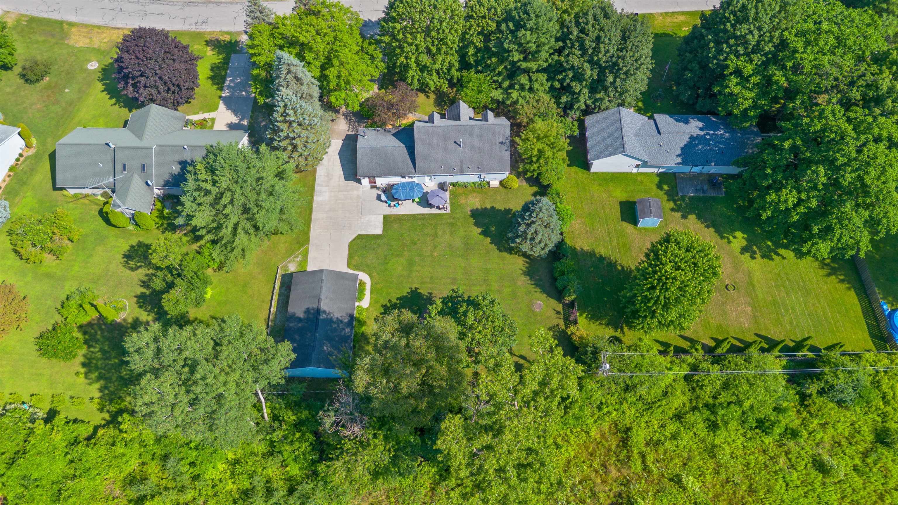 Clyde, Michigan 48049, United States, 4 Bedrooms Bedrooms, ,3 BathroomsBathrooms,Residential,Active,182427