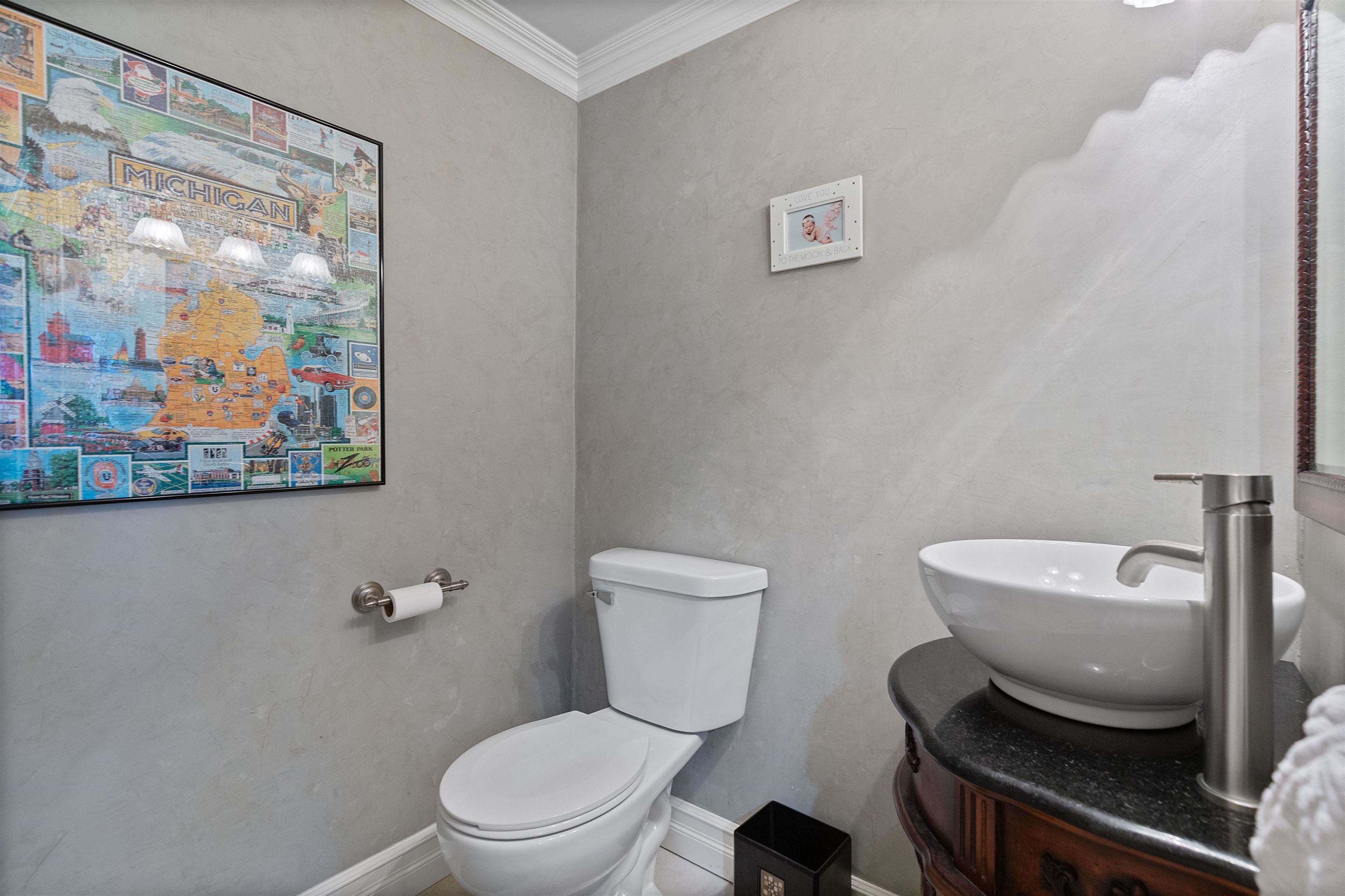 Clyde, Michigan 48049, United States, 4 Bedrooms Bedrooms, ,3 BathroomsBathrooms,Residential,Active,182427