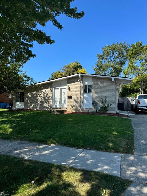 A home in Mount Clemens