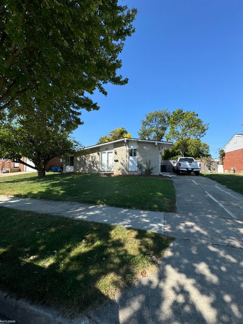 A home in Mount Clemens