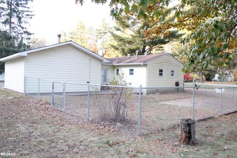 A home in Prudenville