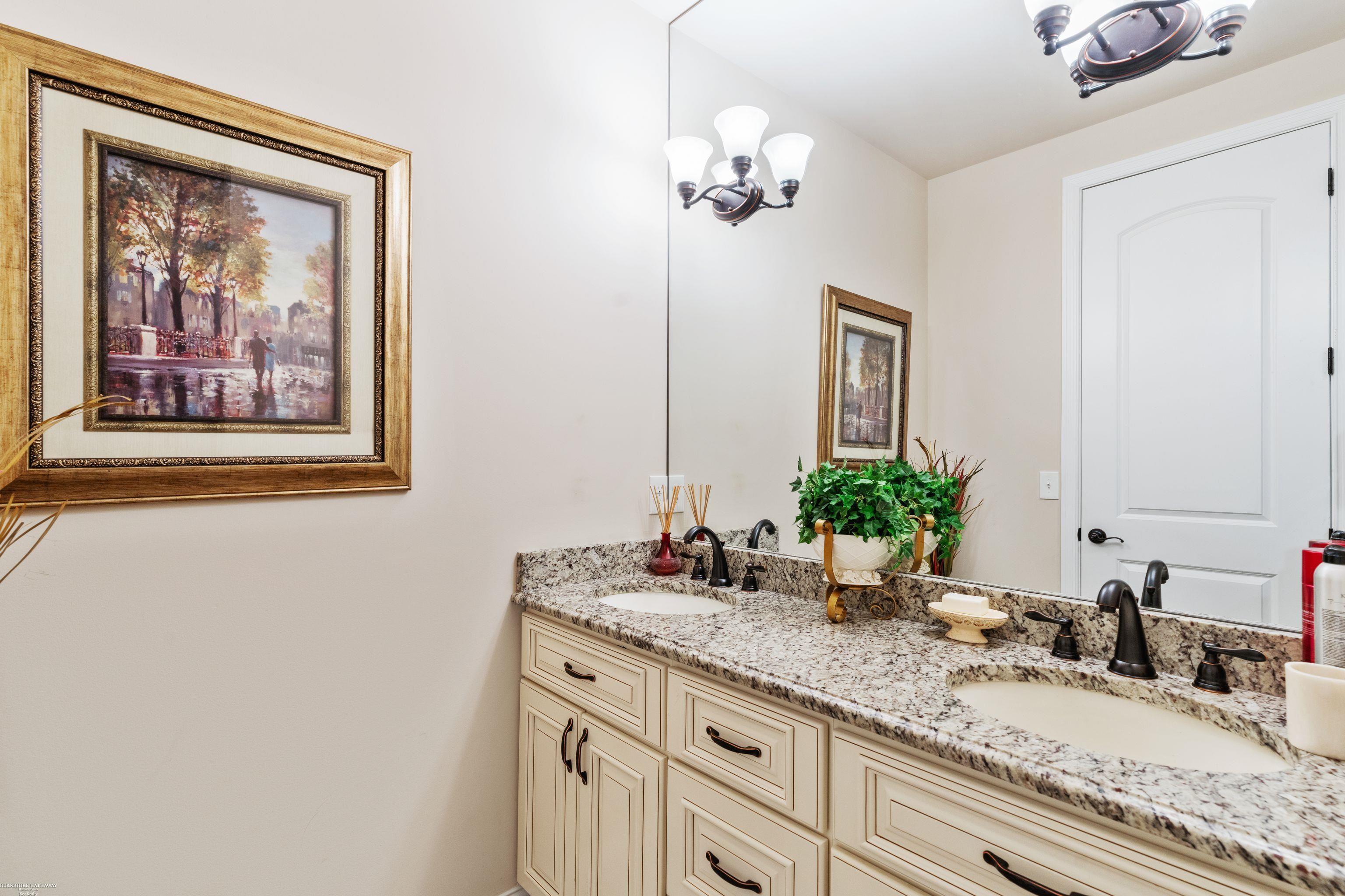 Rochester Hills, Michigan 48309, United States, 4 Bedrooms Bedrooms, ,4 BathroomsBathrooms,Residential,Active,112645