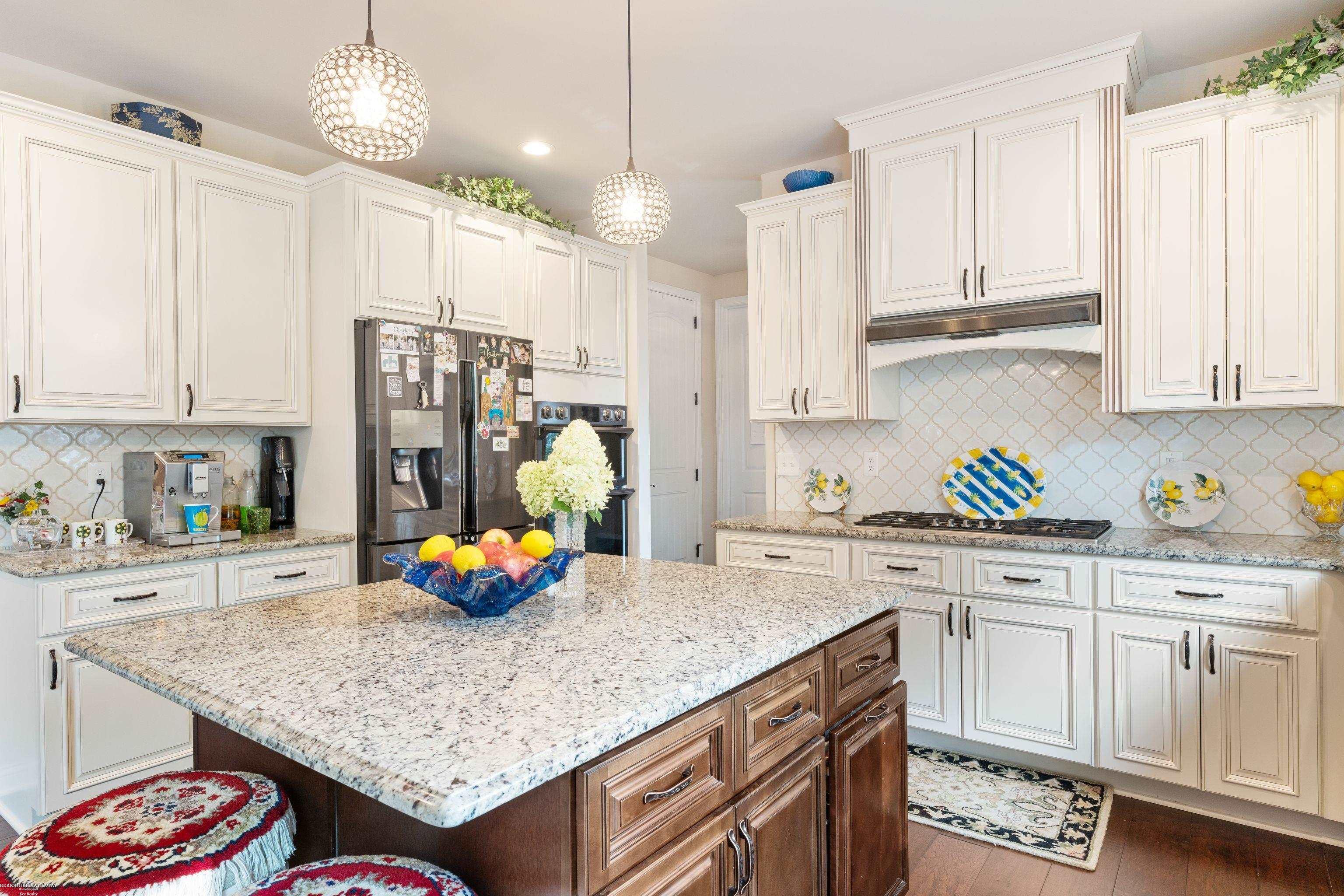 Rochester Hills, Michigan 48309, United States, 4 Bedrooms Bedrooms, ,4 BathroomsBathrooms,Residential,Active,112645