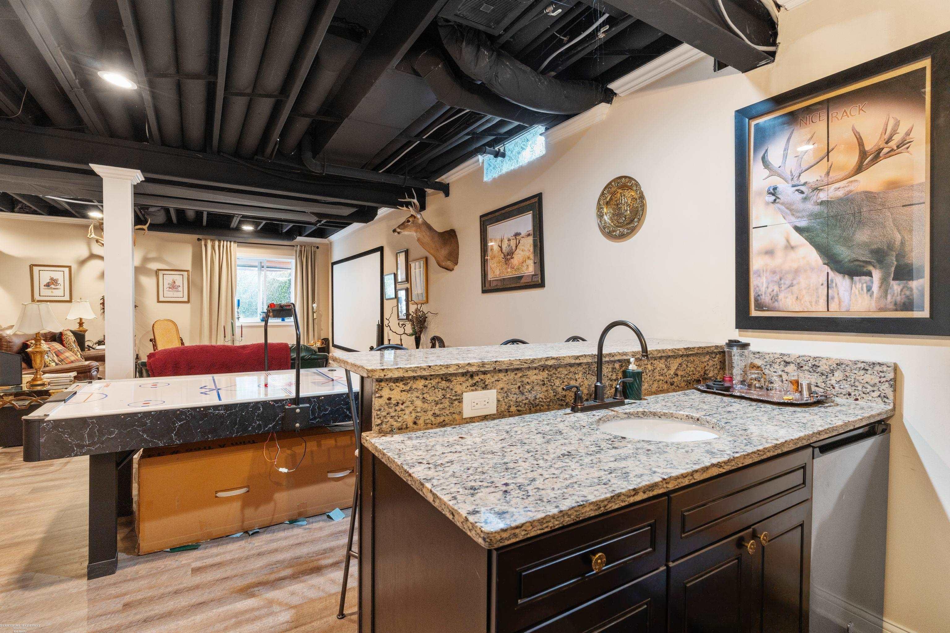 Rochester Hills, Michigan 48309, United States, 4 Bedrooms Bedrooms, ,4 BathroomsBathrooms,Residential,Active,112645