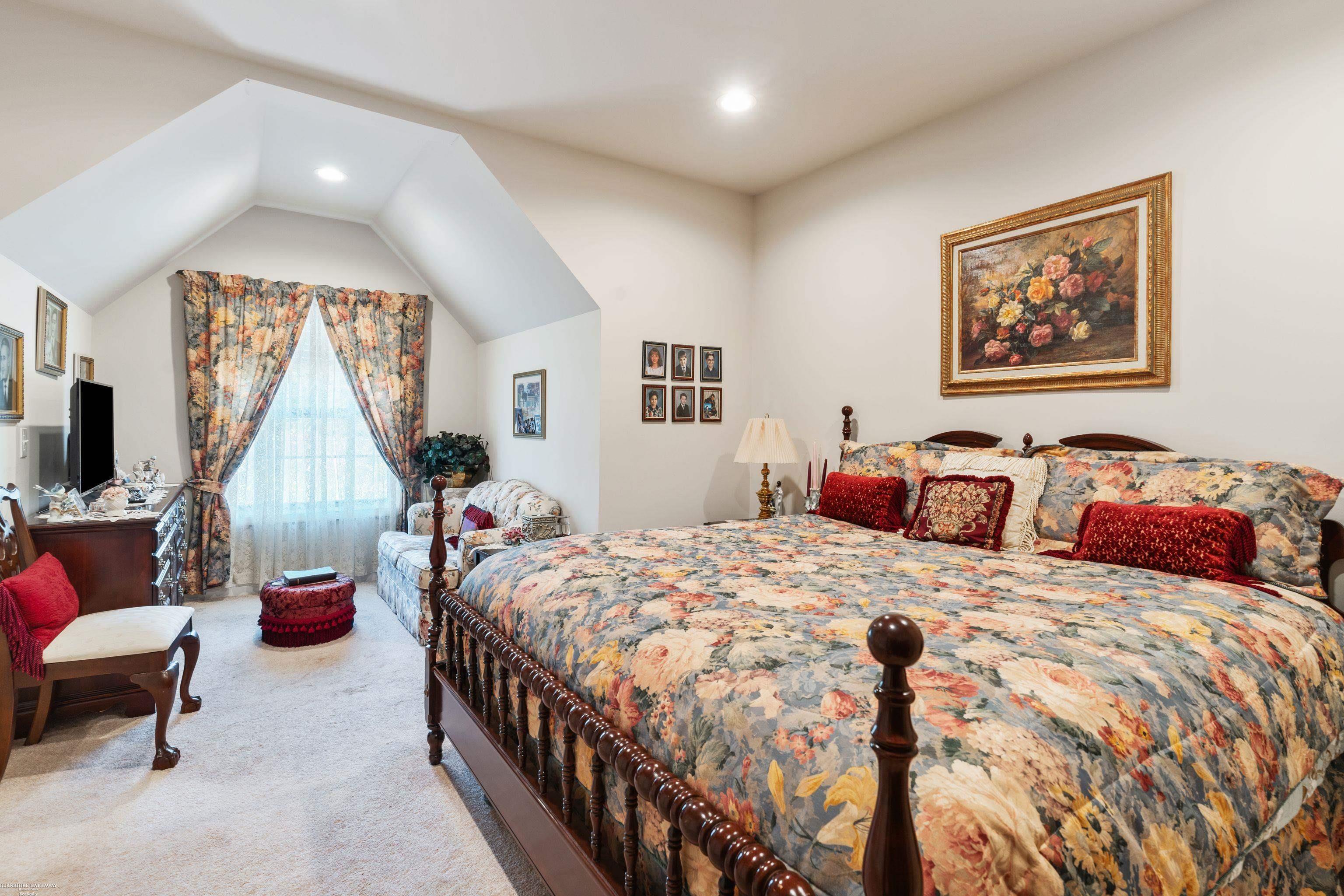 Rochester Hills, Michigan 48309, United States, 4 Bedrooms Bedrooms, ,4 BathroomsBathrooms,Residential,Active,112645