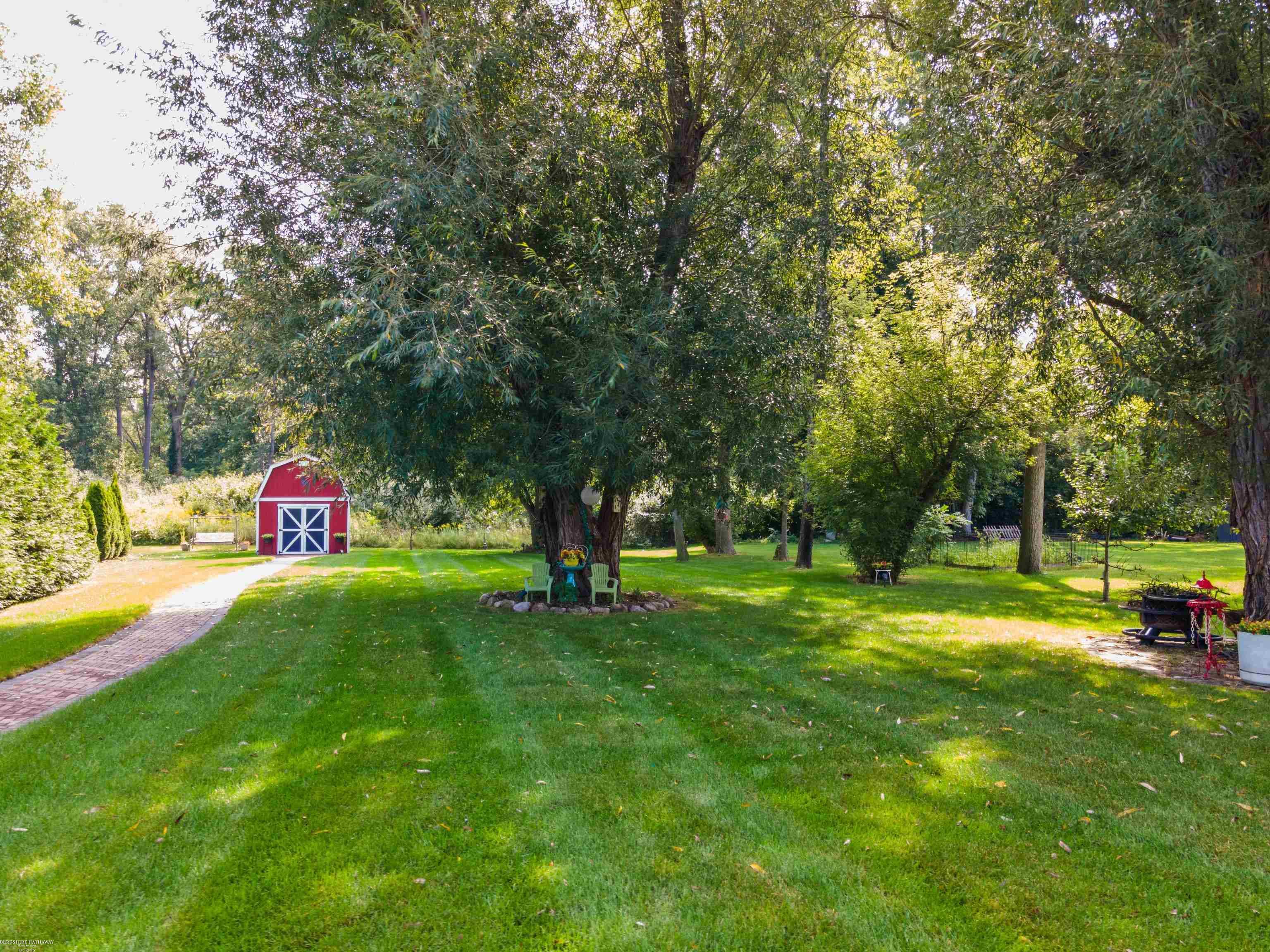 Rochester Hills, Michigan 48309, United States, 4 Bedrooms Bedrooms, ,4 BathroomsBathrooms,Residential,Active,112645