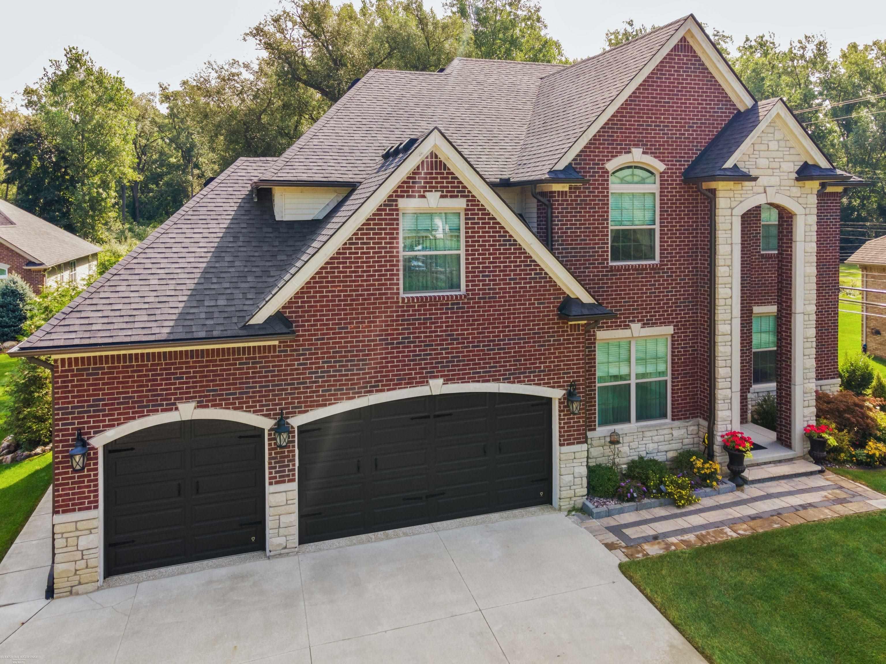 Rochester Hills, Michigan 48309, United States, 4 Bedrooms Bedrooms, ,4 BathroomsBathrooms,Residential,Active,112645