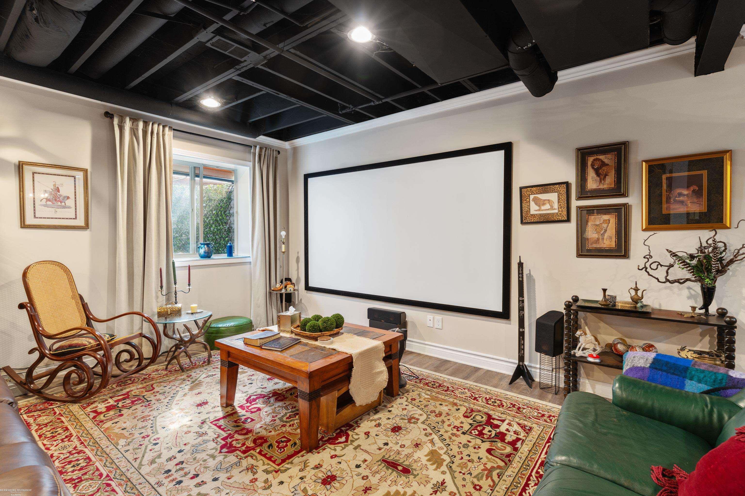 Rochester Hills, Michigan 48309, United States, 4 Bedrooms Bedrooms, ,4 BathroomsBathrooms,Residential,Active,112645