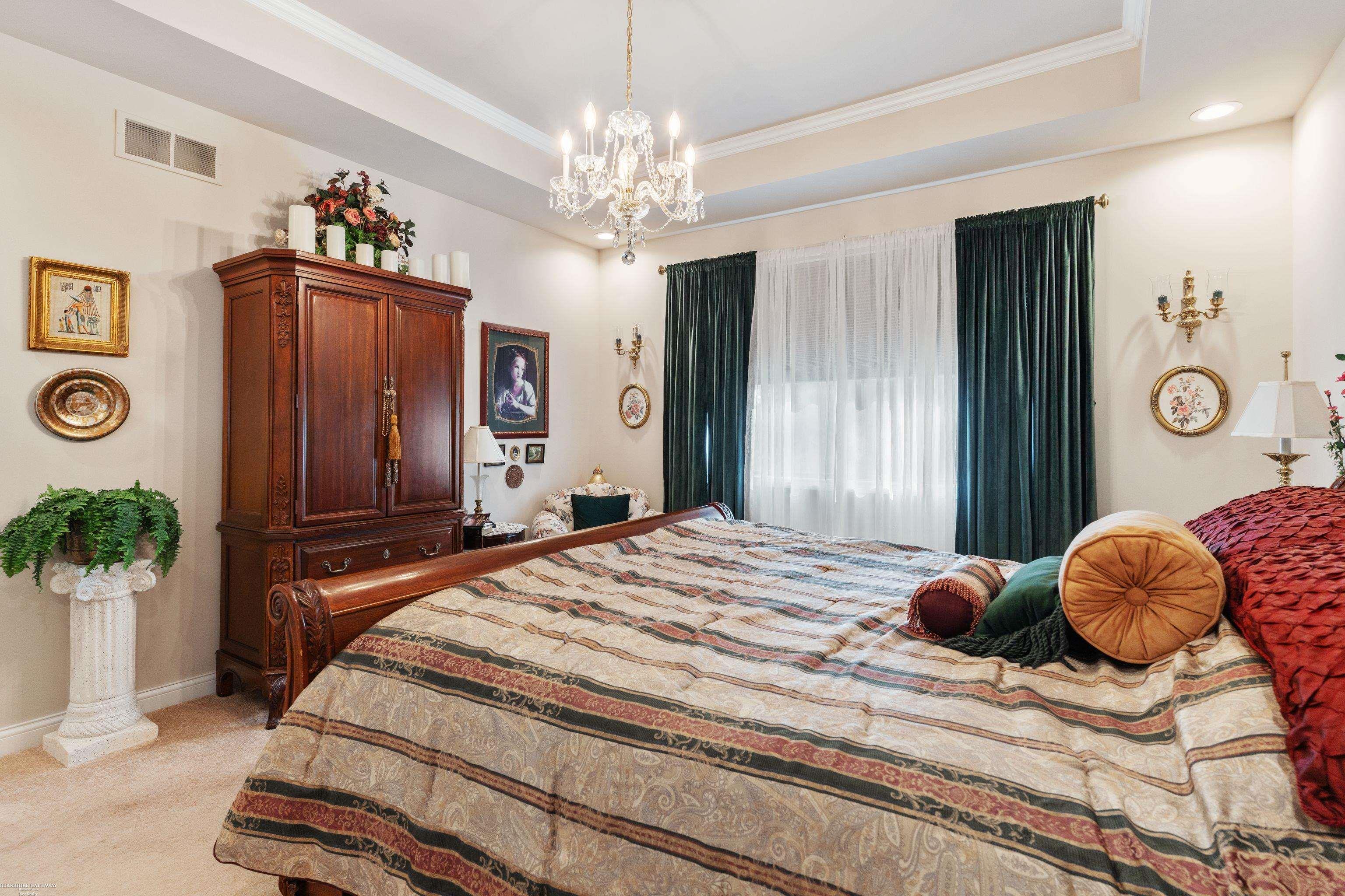 Rochester Hills, Michigan 48309, United States, 4 Bedrooms Bedrooms, ,4 BathroomsBathrooms,Residential,Active,112645