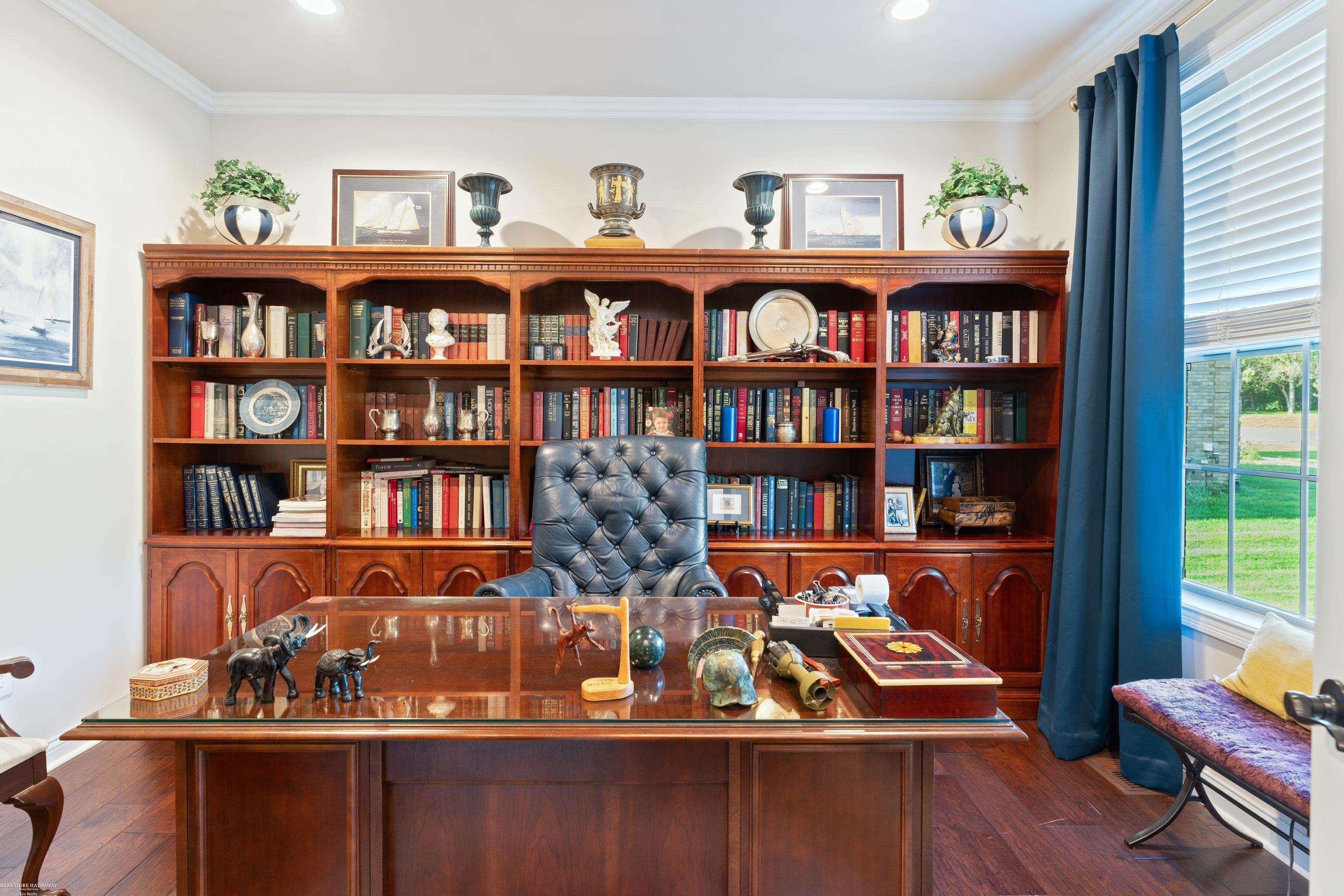 Rochester Hills, Michigan 48309, United States, 4 Bedrooms Bedrooms, ,4 BathroomsBathrooms,Residential,Active,112645