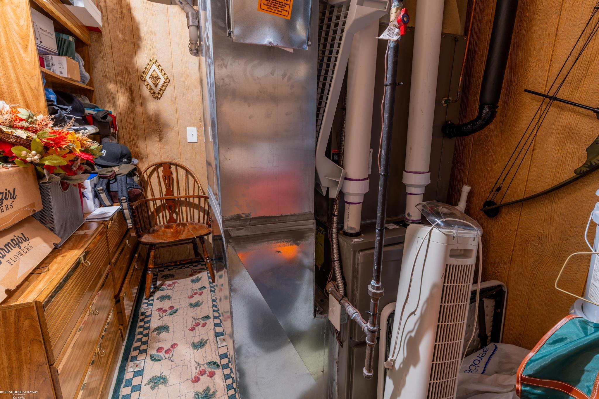 Rochester Hills, Michigan 48309, United States, 4 Bedrooms Bedrooms, ,4 BathroomsBathrooms,Residential,Active,112645