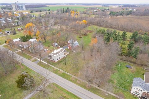 A home in Waldron