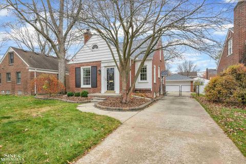 A home in Grosse Pointe Woods