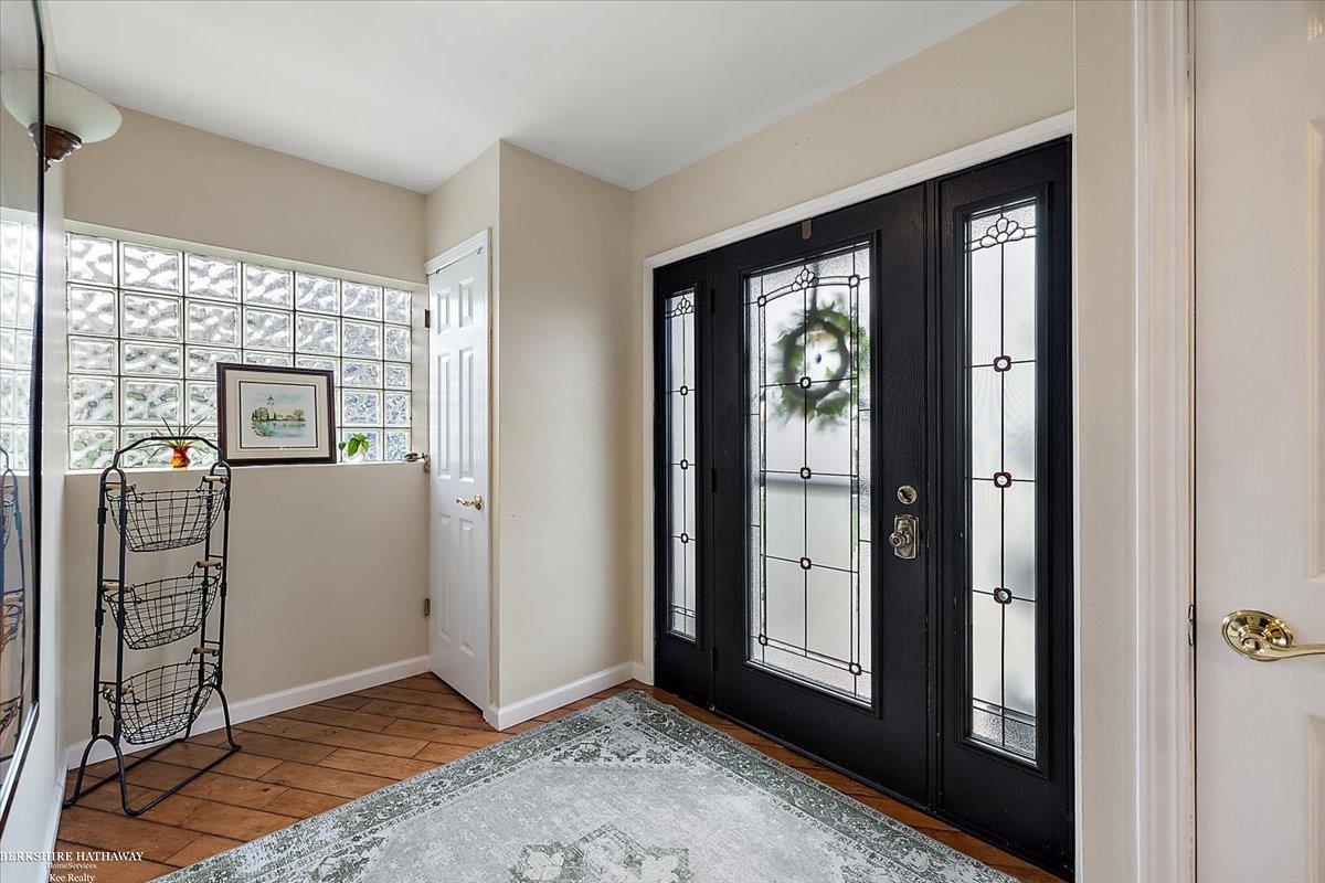 Algonac, Michigan 48001, United States, 4 Bedrooms Bedrooms, ,3 BathroomsBathrooms,Residential,Active,119071