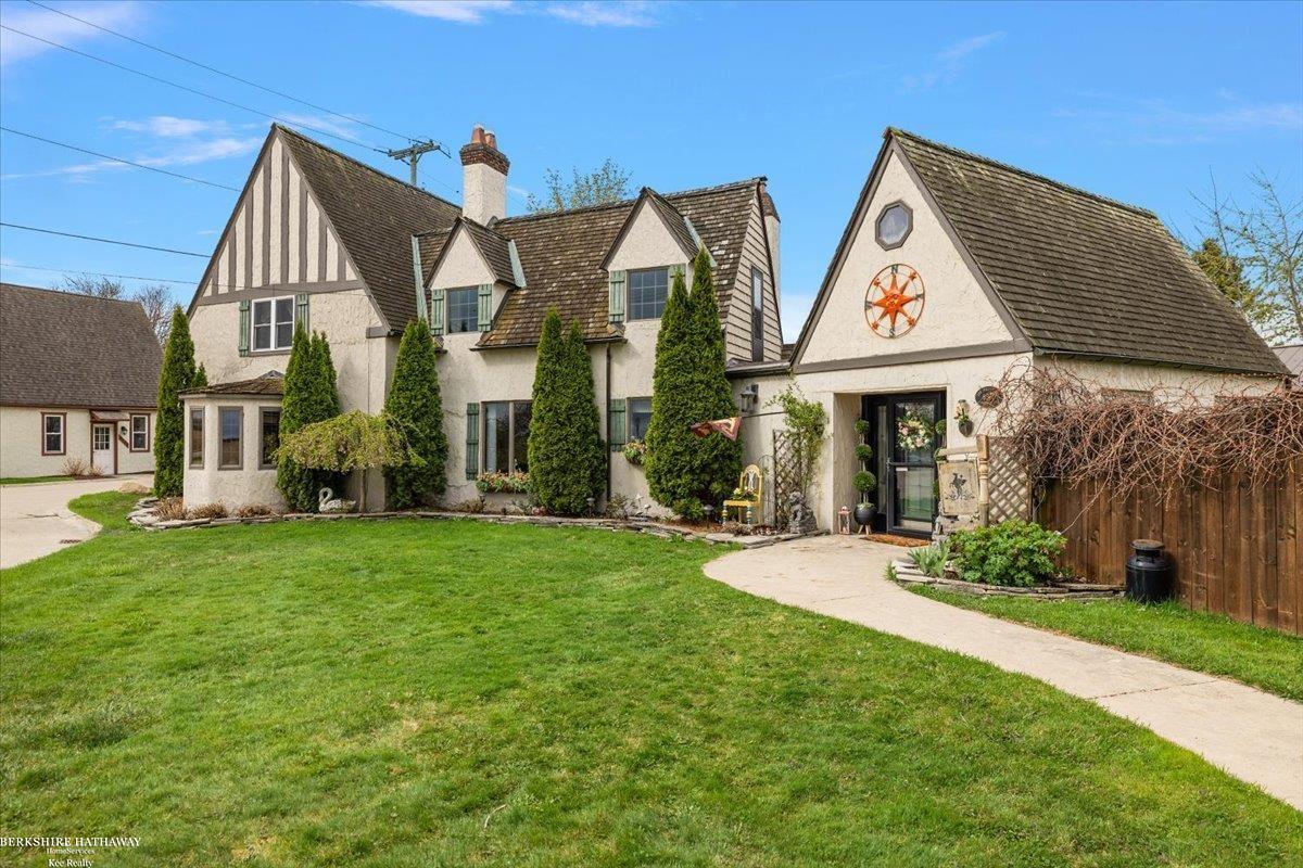 Algonac, Michigan 48001, United States, 4 Bedrooms Bedrooms, ,3 BathroomsBathrooms,Residential,Active,119071