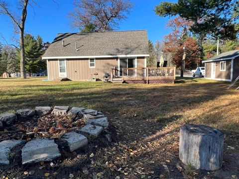 A home in Saint Helen