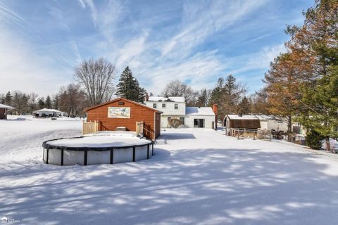 A home in Davison