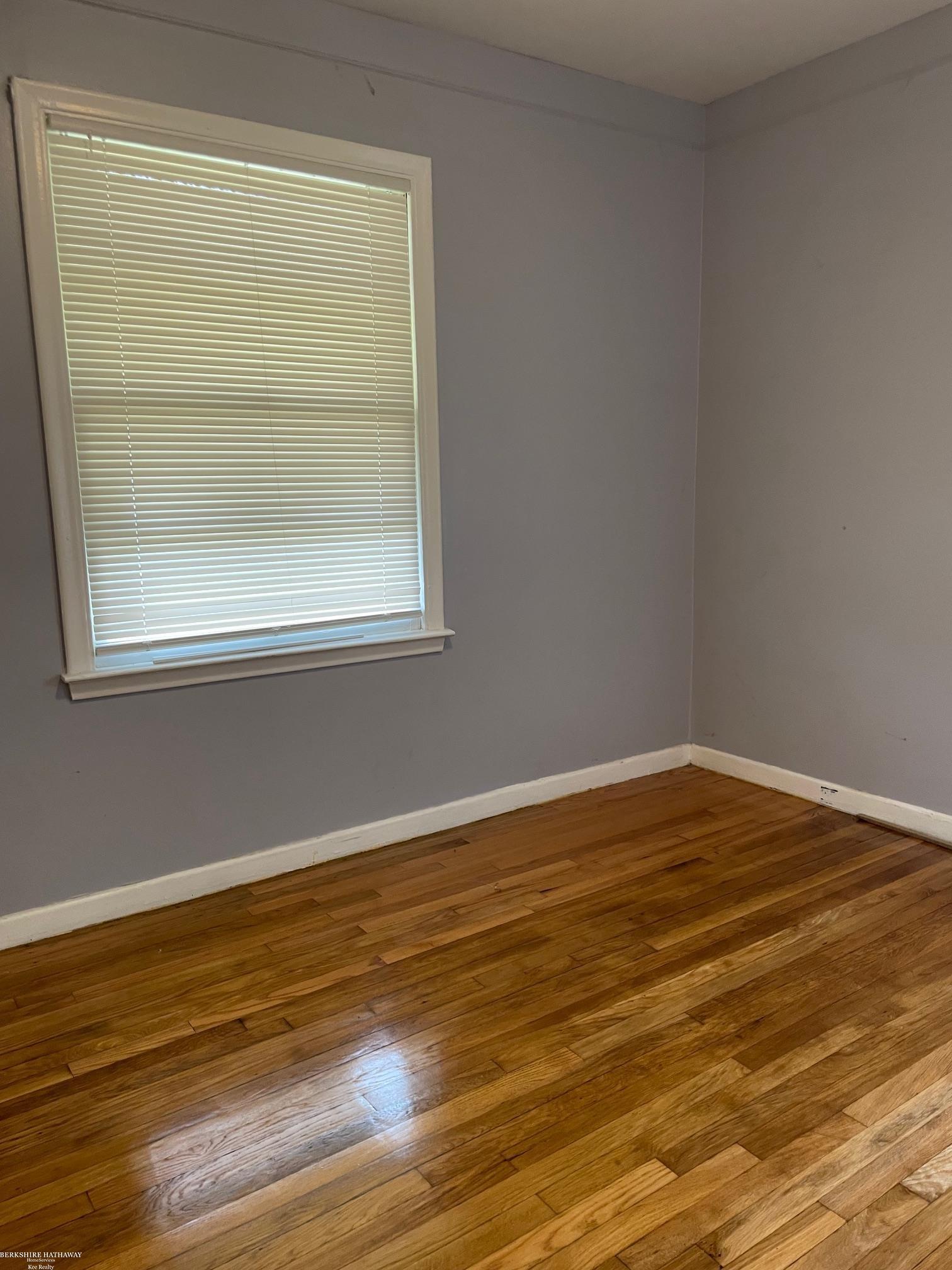 Warren, Michigan 48089, United States, 2 Bedrooms Bedrooms, ,1 BathroomBathrooms,Residential,Active,152635