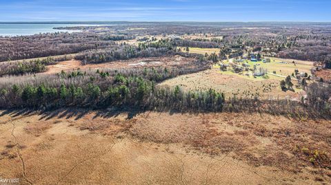 A home in Houghton Lake