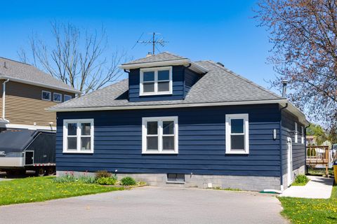 50810 Melville Court New Baltimore MI 48047