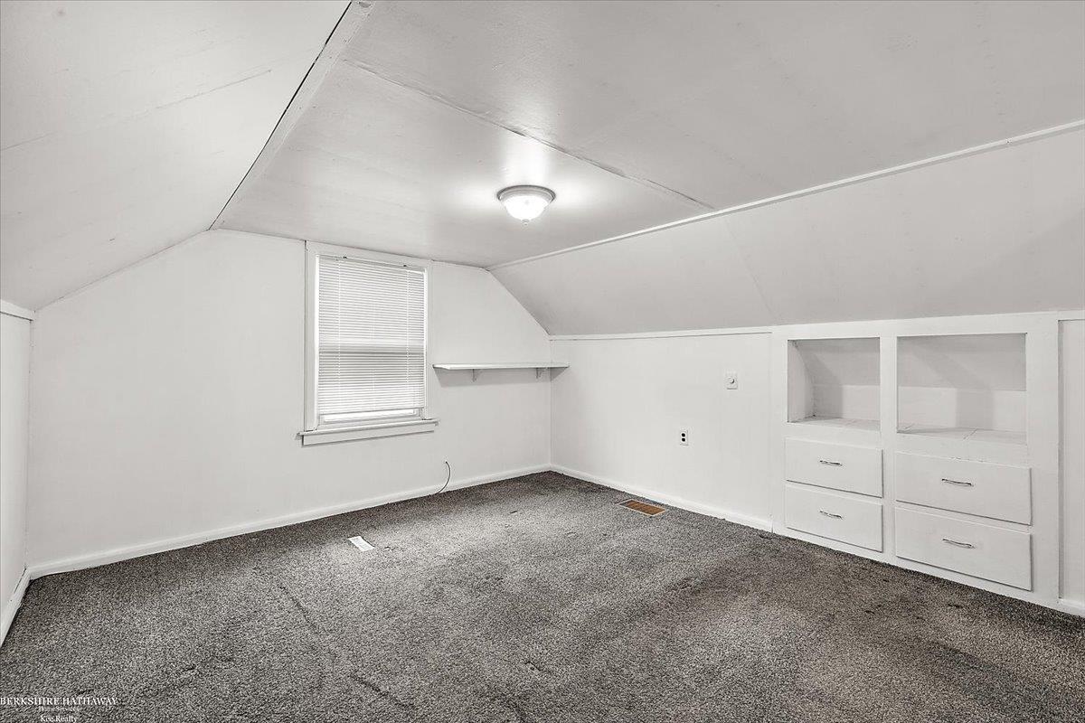 Warren, Michigan 48091, United States, 3 Bedrooms Bedrooms, ,1 BathroomBathrooms,Residential,Active,78299