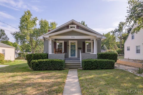 Photo for 925 W Maple Avenue
