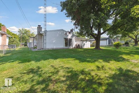 A home in Davison