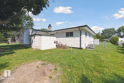 A home in Davison