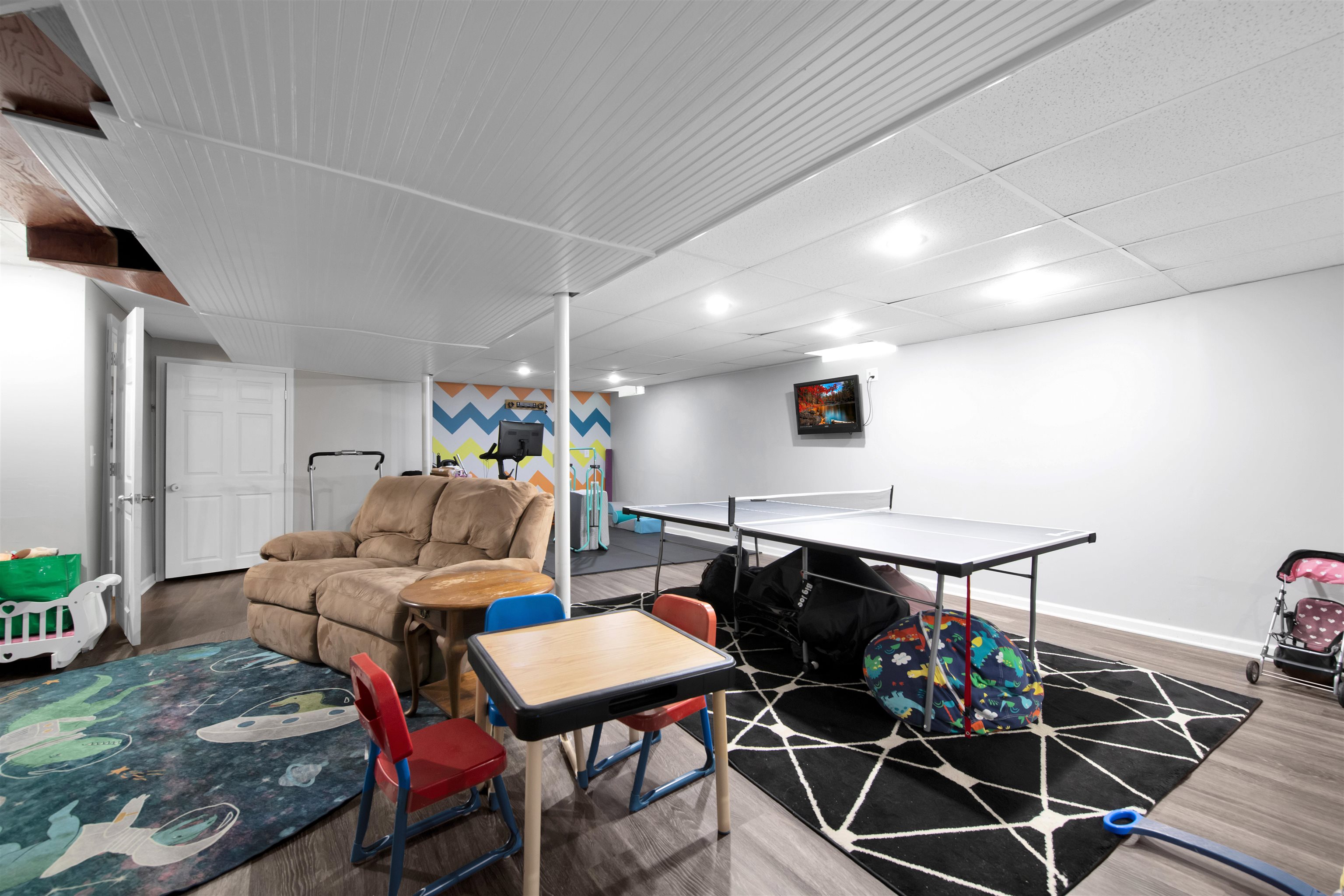 Chesterfield, Michigan 48047, United States, 3 Bedrooms Bedrooms, ,3 BathroomsBathrooms,Residential,Pending,148947