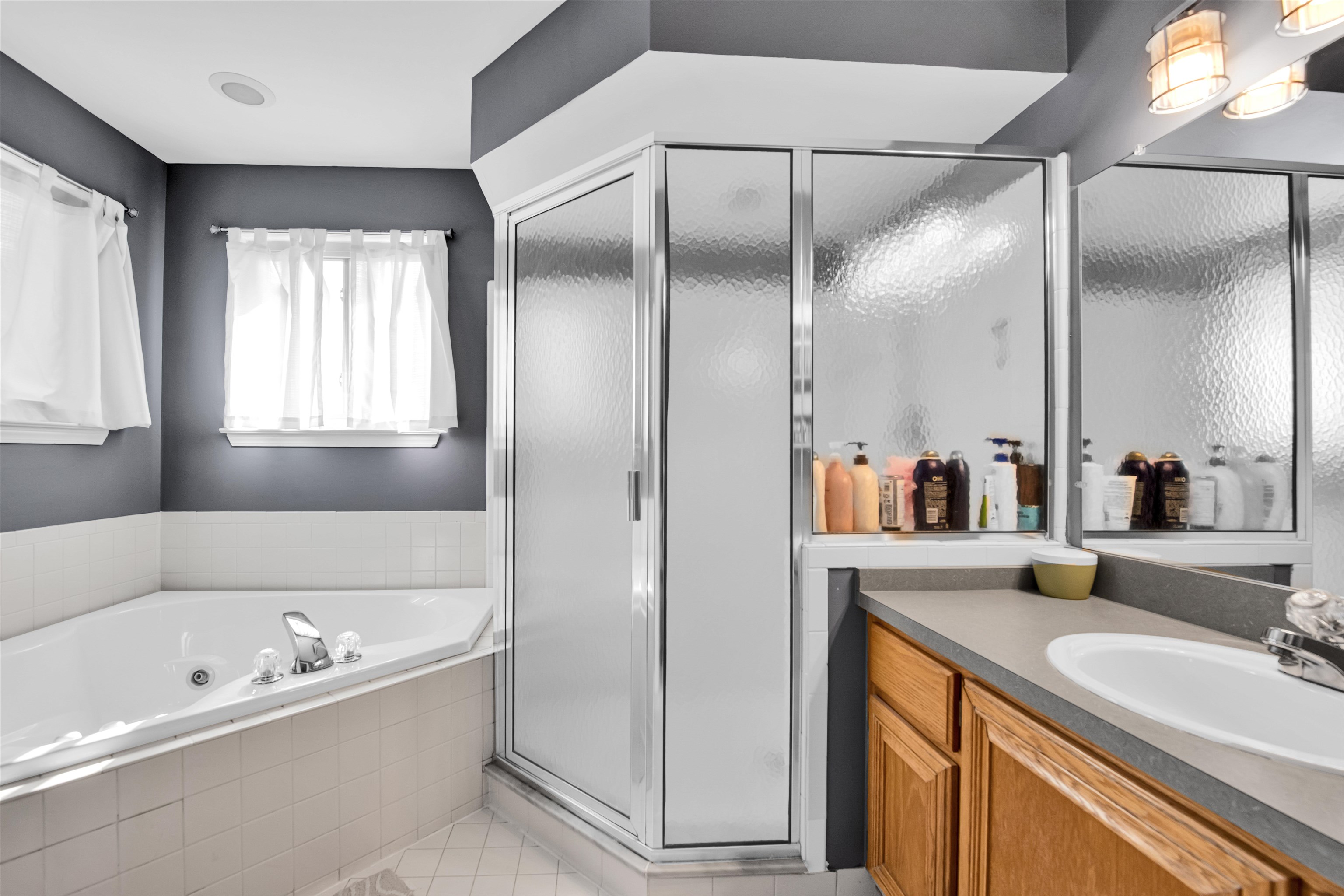 Chesterfield, Michigan 48047, United States, 3 Bedrooms Bedrooms, ,3 BathroomsBathrooms,Residential,Pending,148947