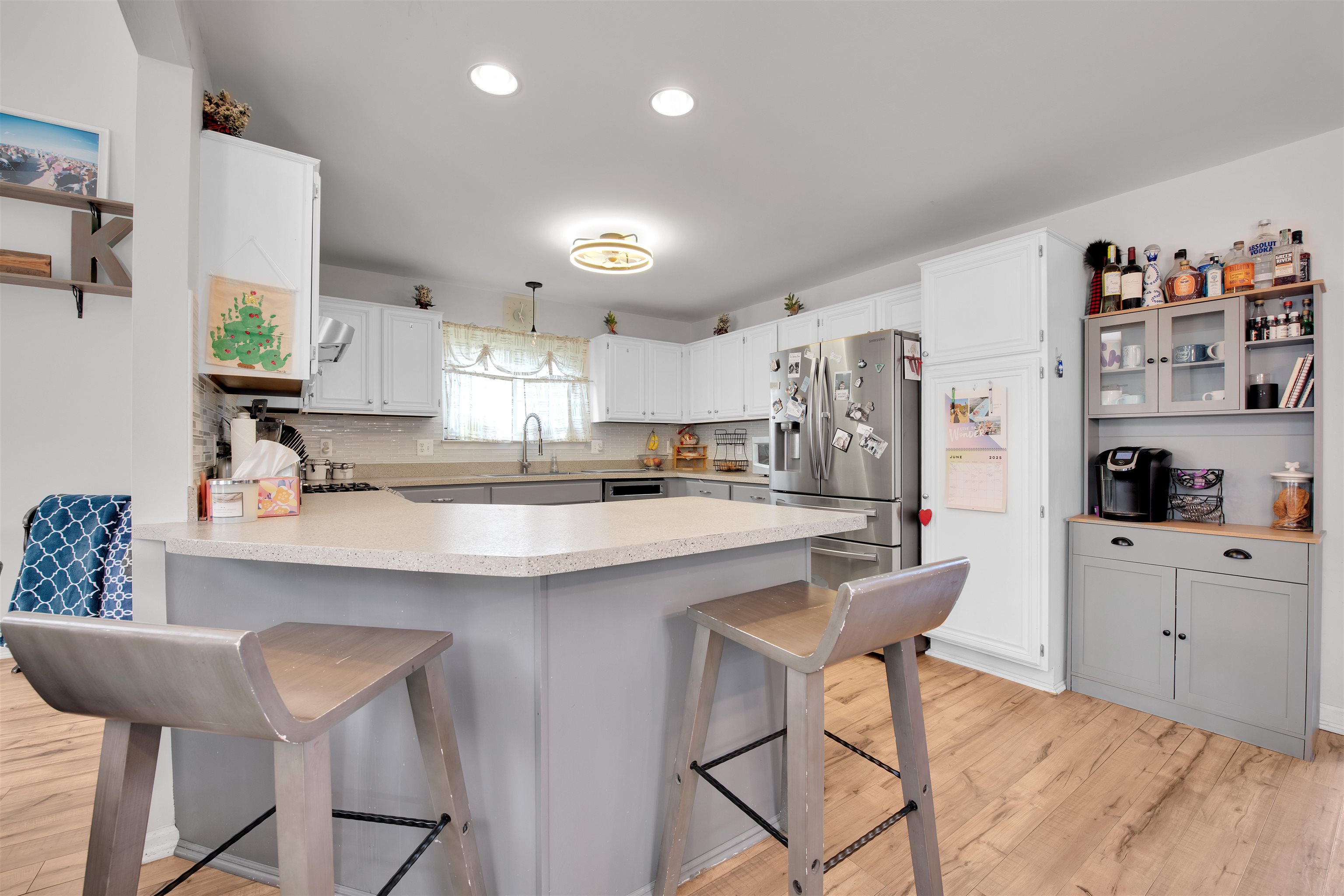 Chesterfield, Michigan 48047, United States, 3 Bedrooms Bedrooms, ,3 BathroomsBathrooms,Residential,Pending,148947