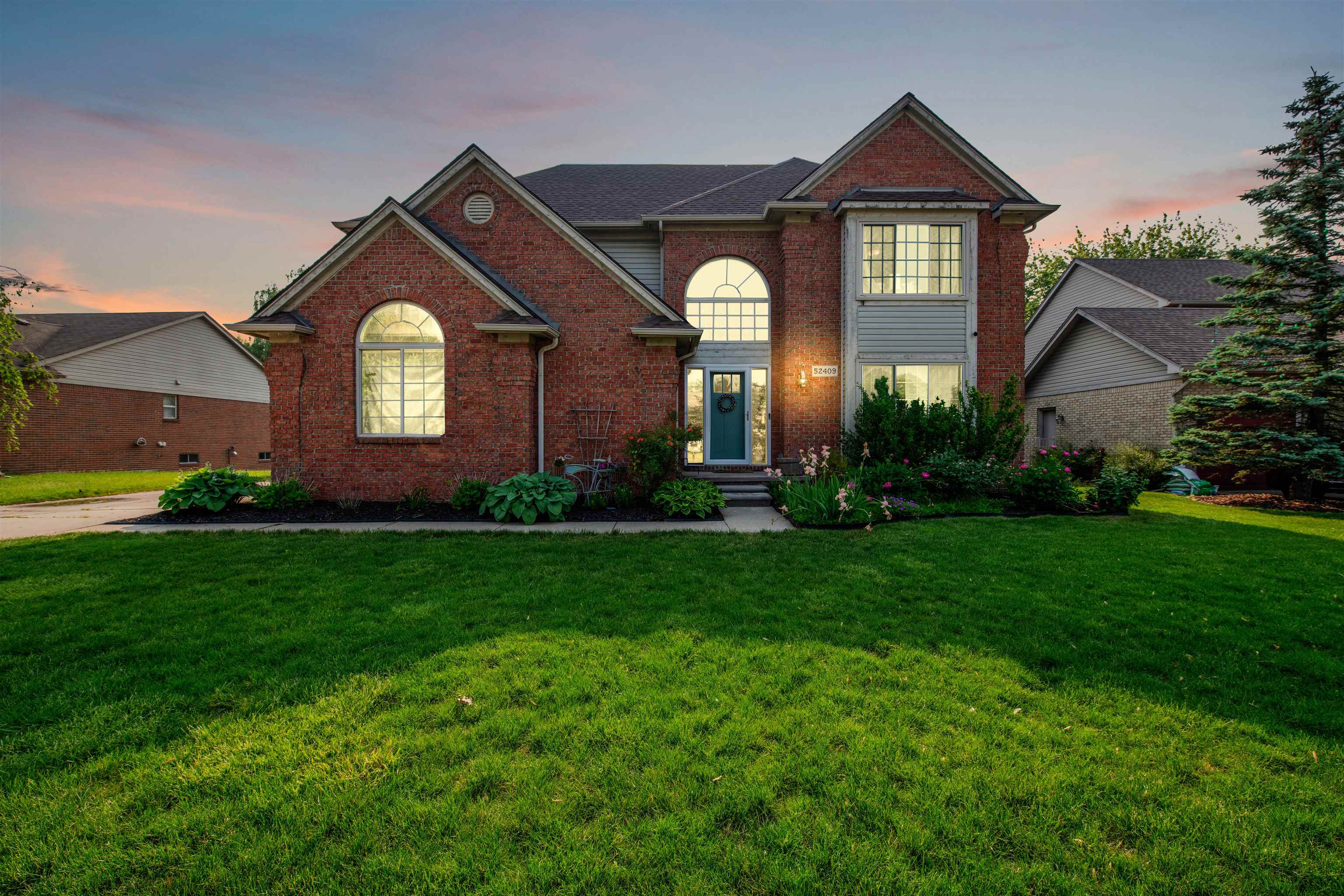 Chesterfield, Michigan 48047, United States, 3 Bedrooms Bedrooms, ,3 BathroomsBathrooms,Residential,Pending,148947