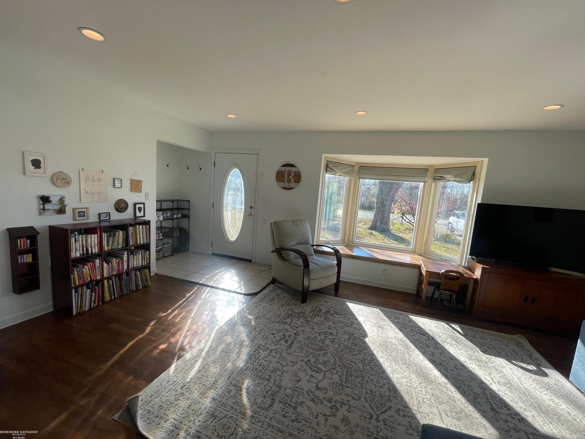 Washington, Michigan 48094, United States, 3 Bedrooms Bedrooms, ,1 BathroomBathrooms,Residential,Pending,116998