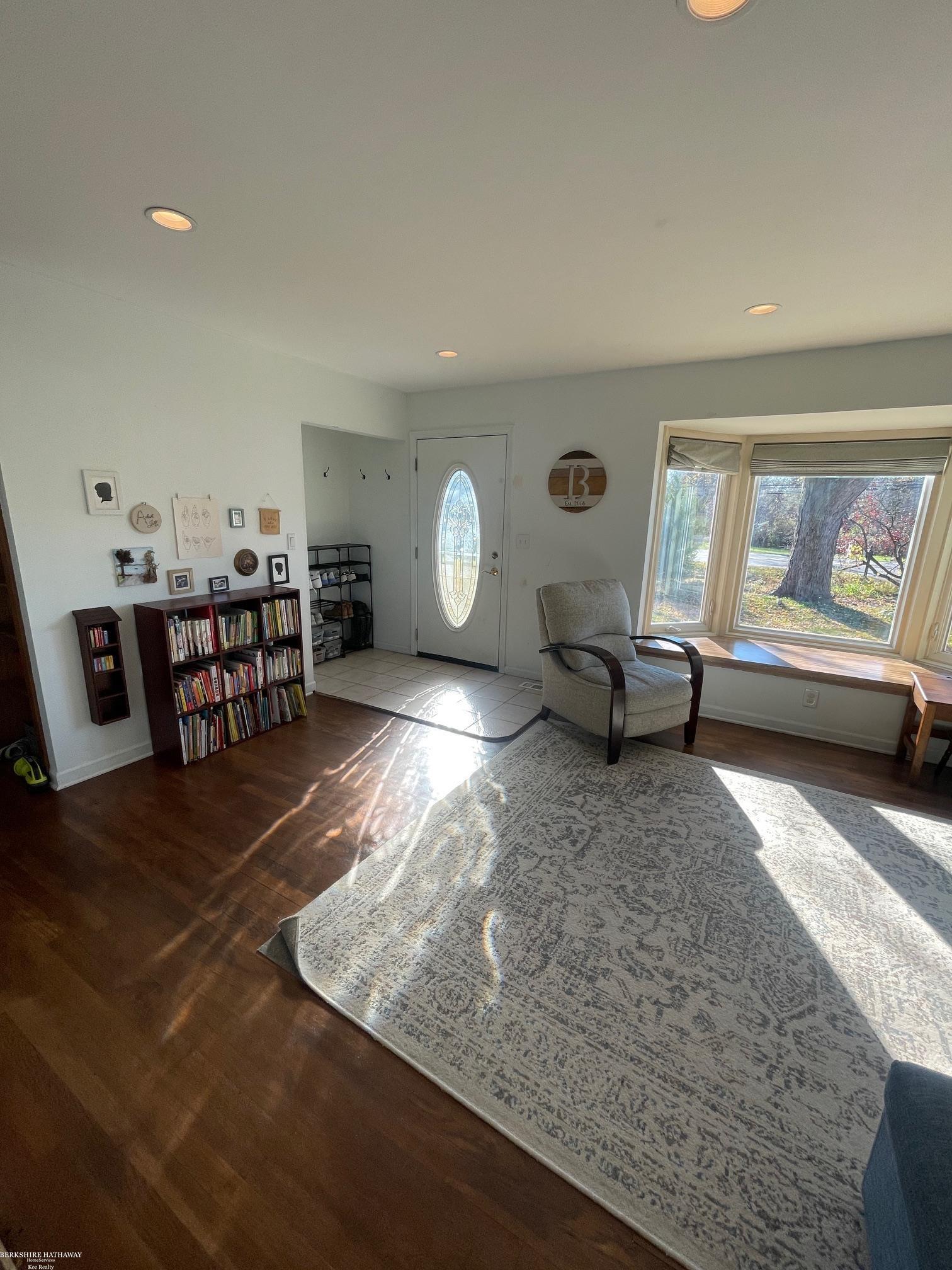 Washington, Michigan 48094, United States, 3 Bedrooms Bedrooms, ,1 BathroomBathrooms,Residential,Pending,116998