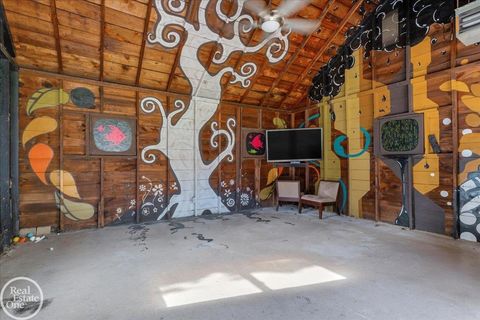 A home in Mount Clemens