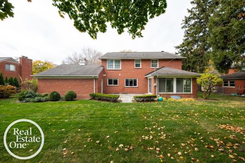 A home in Grosse Pointe Woods