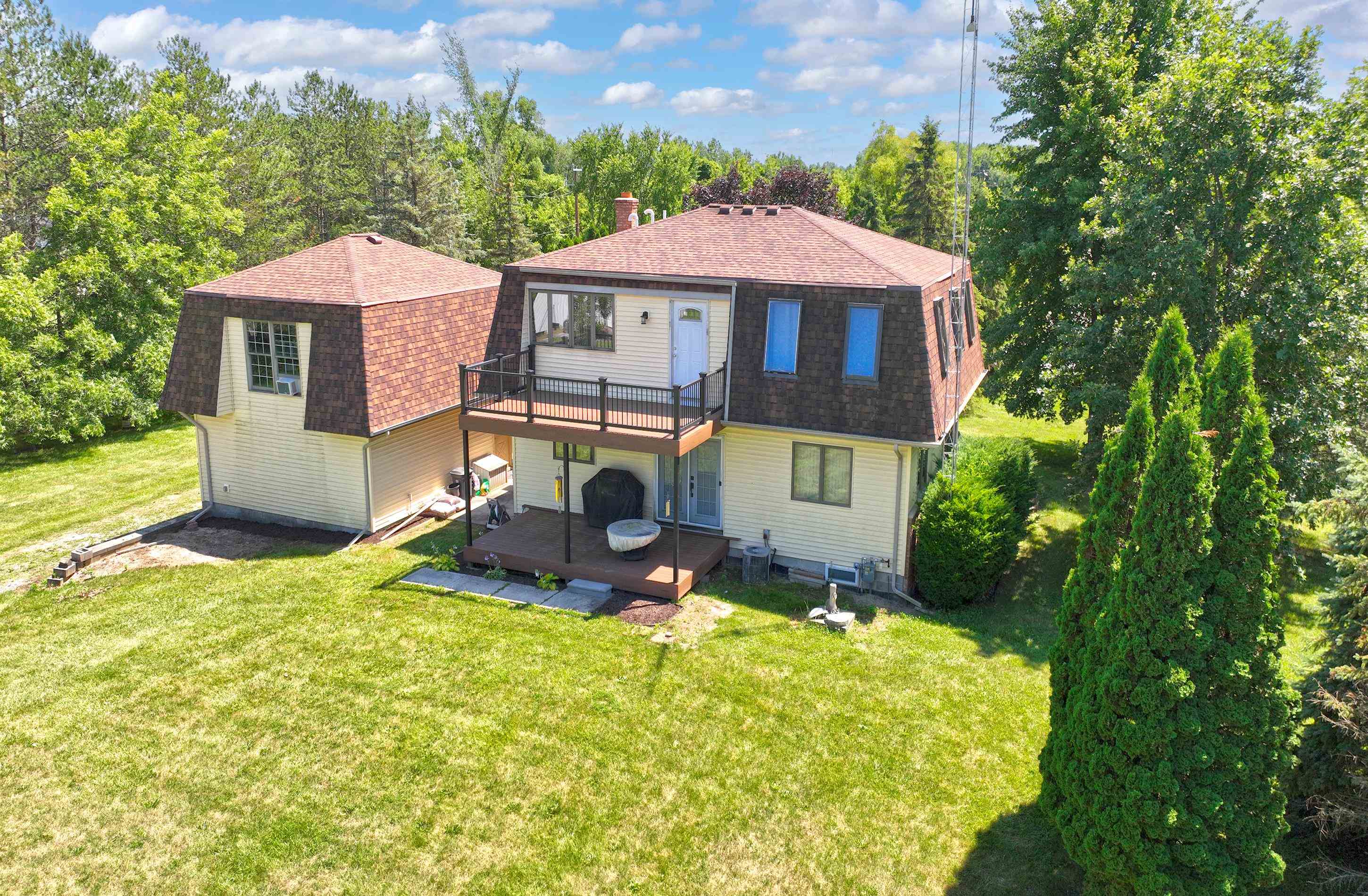 Fort Gratiot, Michigan 48059, United States, 1 Bedroom Bedrooms, ,2 BathroomsBathrooms,Residential,Active,178665