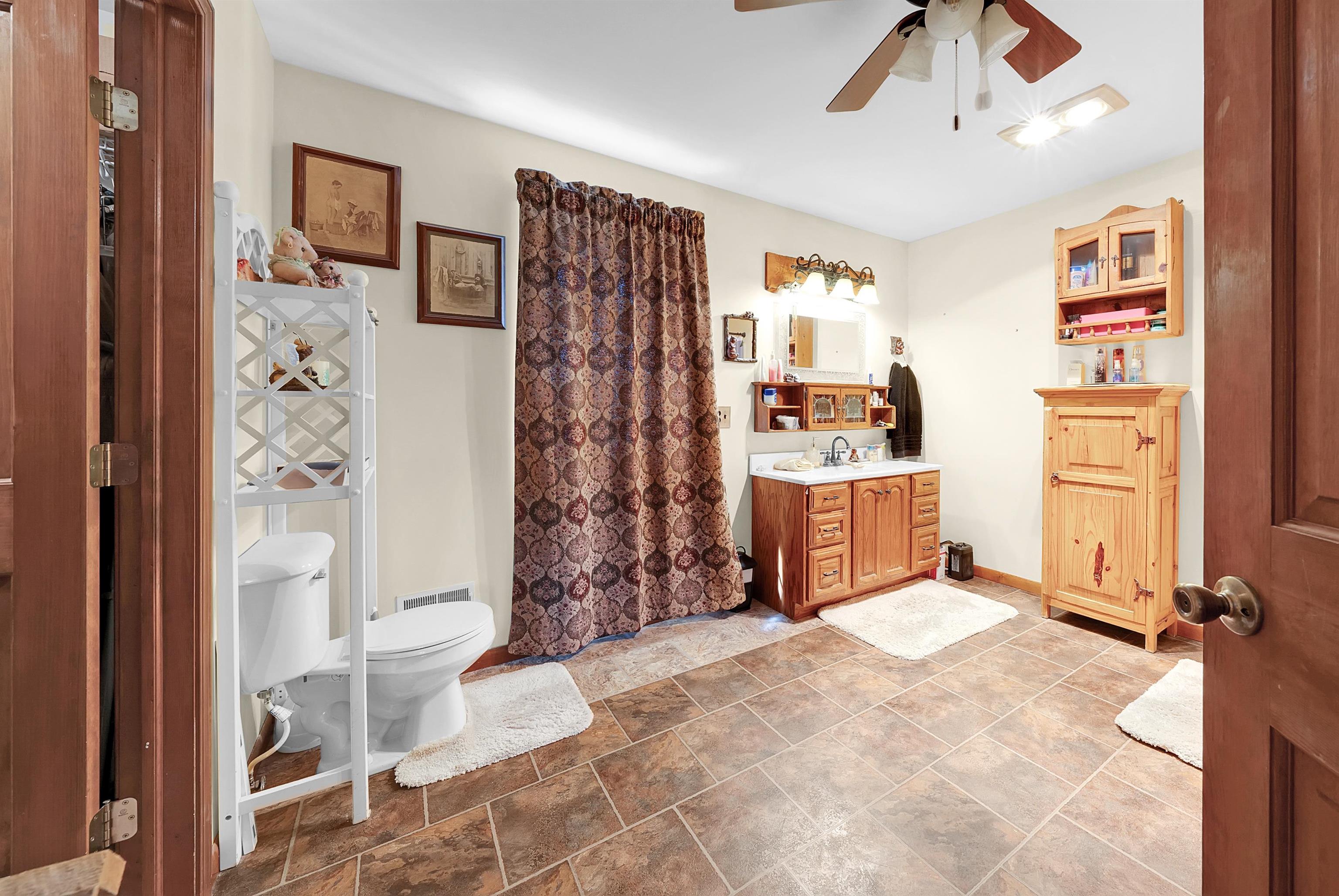 Fort Gratiot, Michigan 48059, United States, 1 Bedroom Bedrooms, ,2 BathroomsBathrooms,Residential,Active,178665