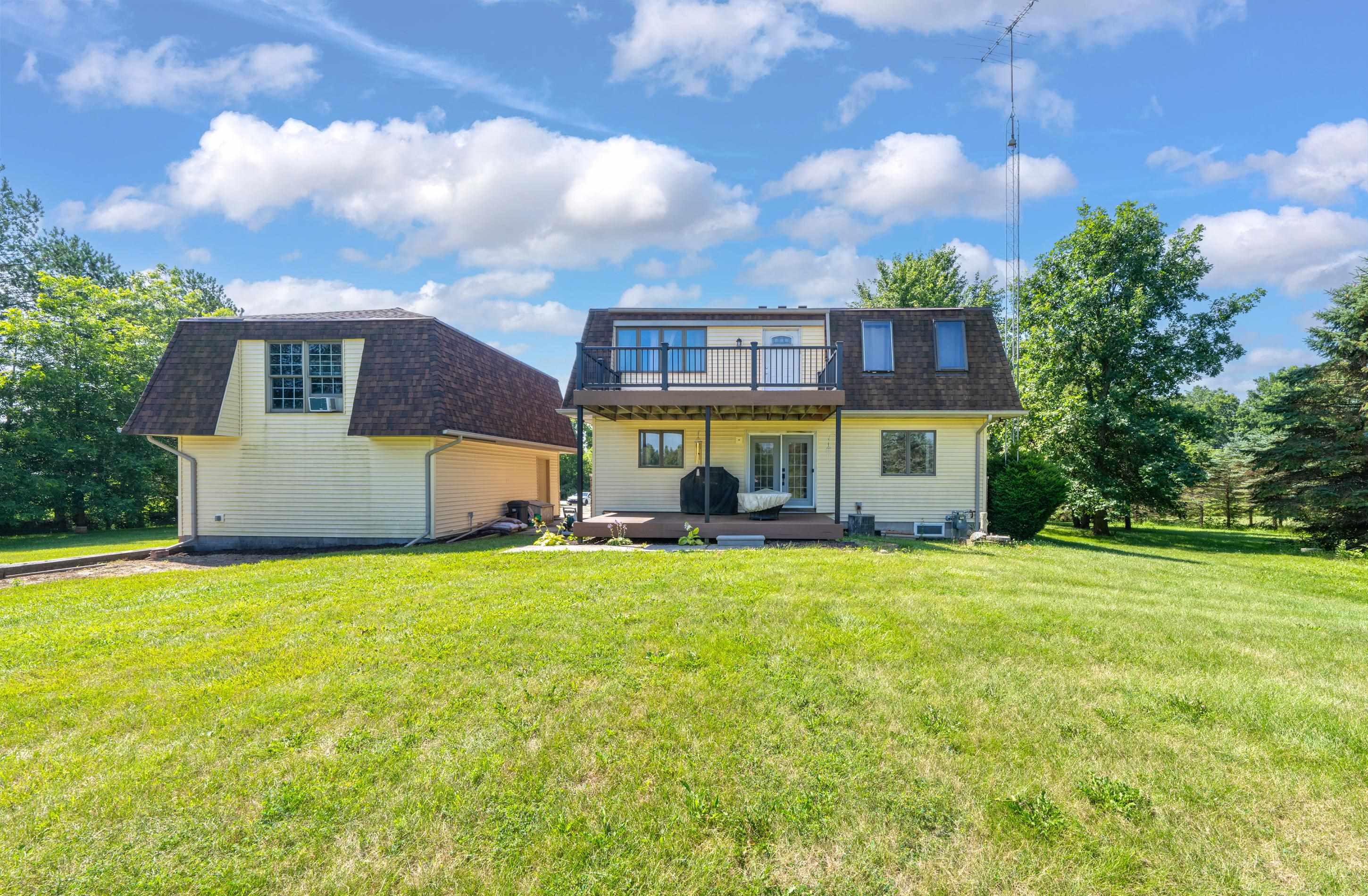 Fort Gratiot, Michigan 48059, United States, 1 Bedroom Bedrooms, ,2 BathroomsBathrooms,Residential,Active,178665